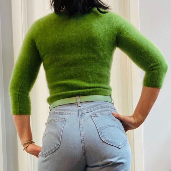 NWOT Ann Taylor Green V-Neck Cashmere Sweater - Picture 4 of 10